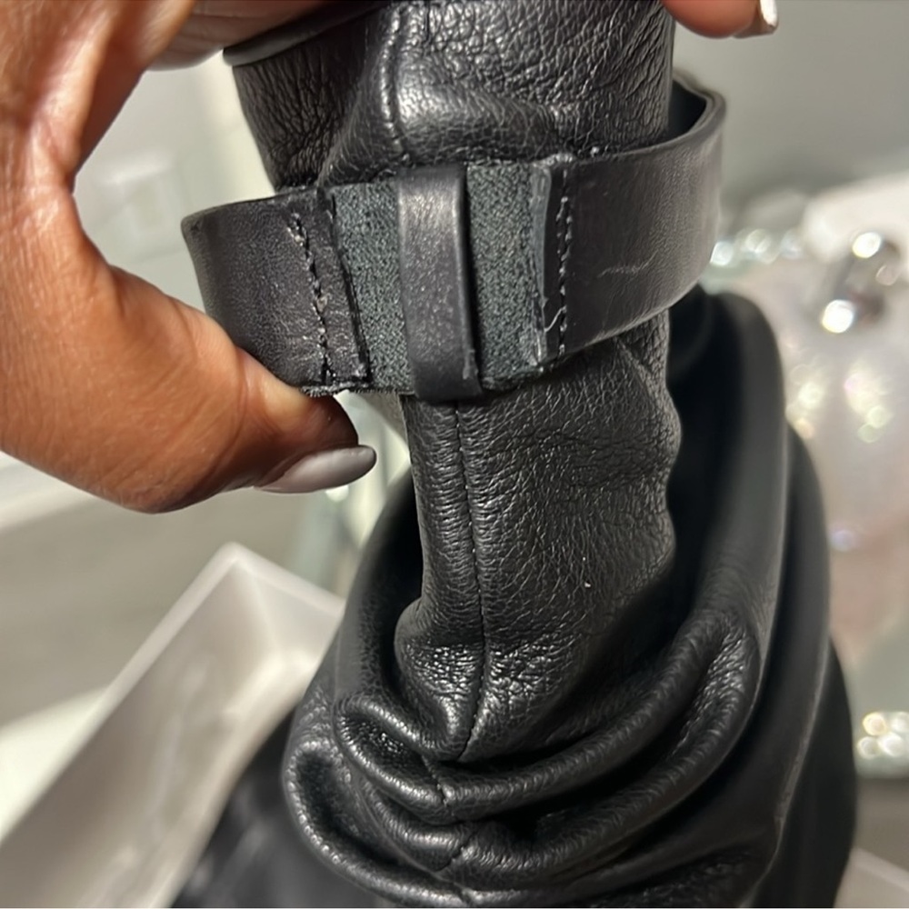 Authentic Original Givenchy Shark Boot. No Lock S… - image 3